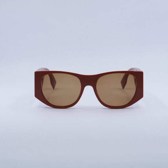Fendi FE40109I 50E BAGUETTE Sunglasses Brown Oval Frame, Brown Lenses - Picture 4 of 12